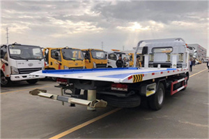 丘北汽车救援补胎